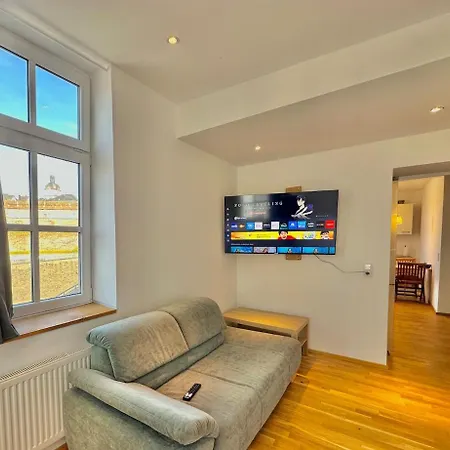 Castle View 3 Weilburg