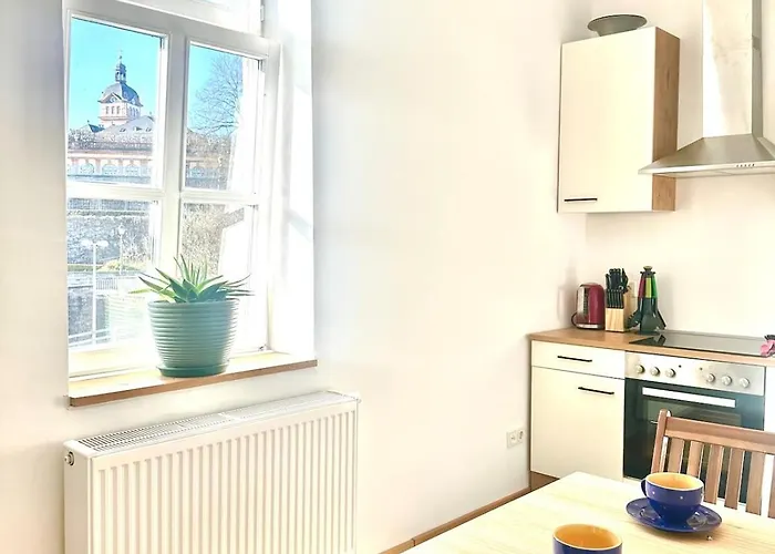 Castle View 3 * Weilburg